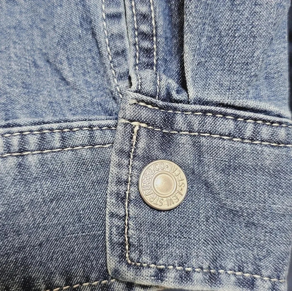 Levi's Jeans Denim Shirt Long Jacket Cotton Washed Blue Lightweight Size 4X - Picture 9 of 11